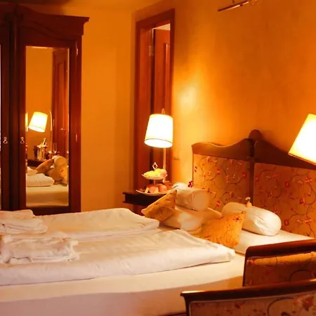 Amira Boutique Wellness&spa Hotel 3*