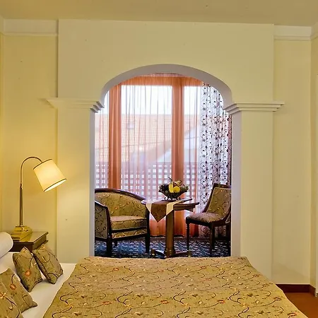 Amira Boutique Wellness&spa Hotel 3*