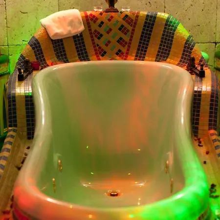 Amira Boutique Wellness&spa
