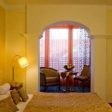 Amira Boutique Wellness & Hotel Heviz