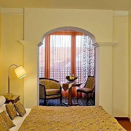Amira Boutique Wellness & Hotel 3*
