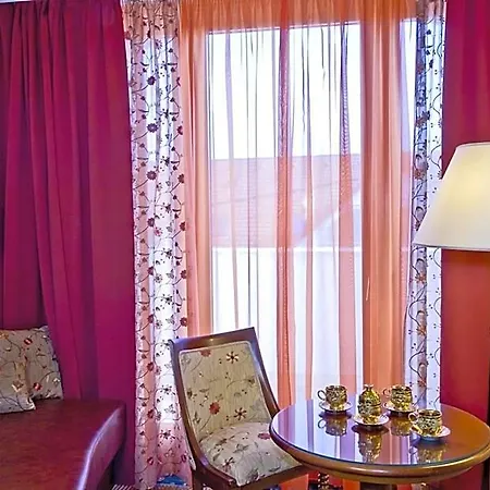 Amira Boutique Wellness & Heviz