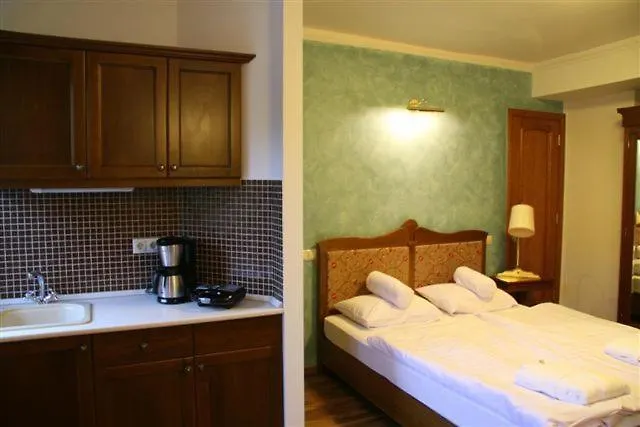 Amira Boutique Wellness & Отель