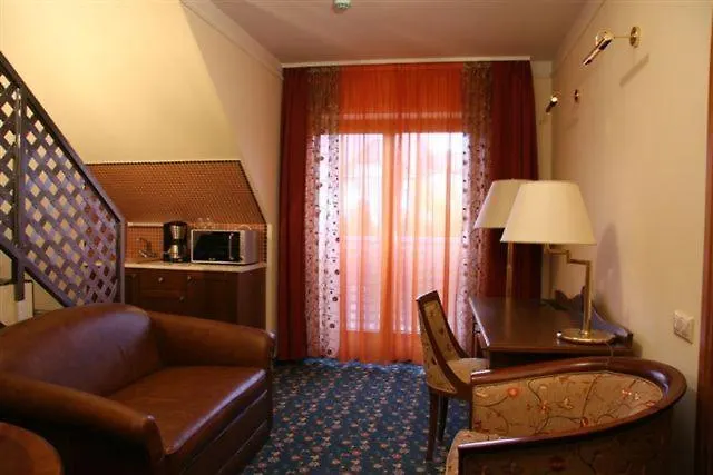 Amira Boutique Wellness & Отель Хевиз