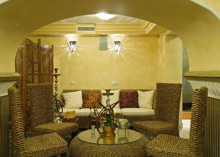 Отель Amira Boutique Wellness &