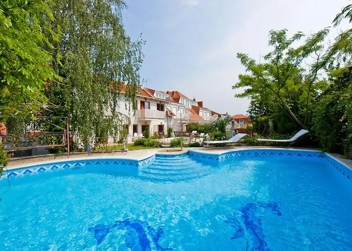 Amira Boutique Wellness & Отель Хевиз